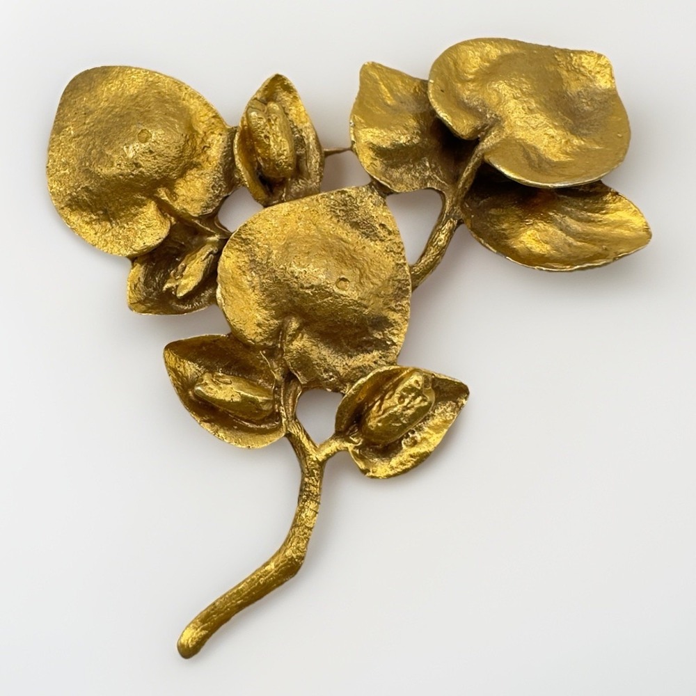 Vintage‎ Leaf Brooch Satin Gold Plated Pewter Mid Century TMC The Museum Company